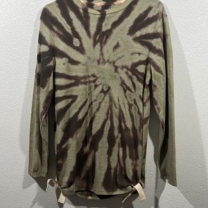 Vintage tie dye long sleeve shirt